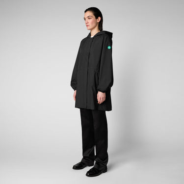 Women's Fleur Hooded Raincoat In Black