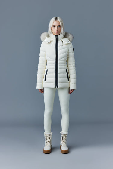 PATSY Agile 360 down jacket Cream